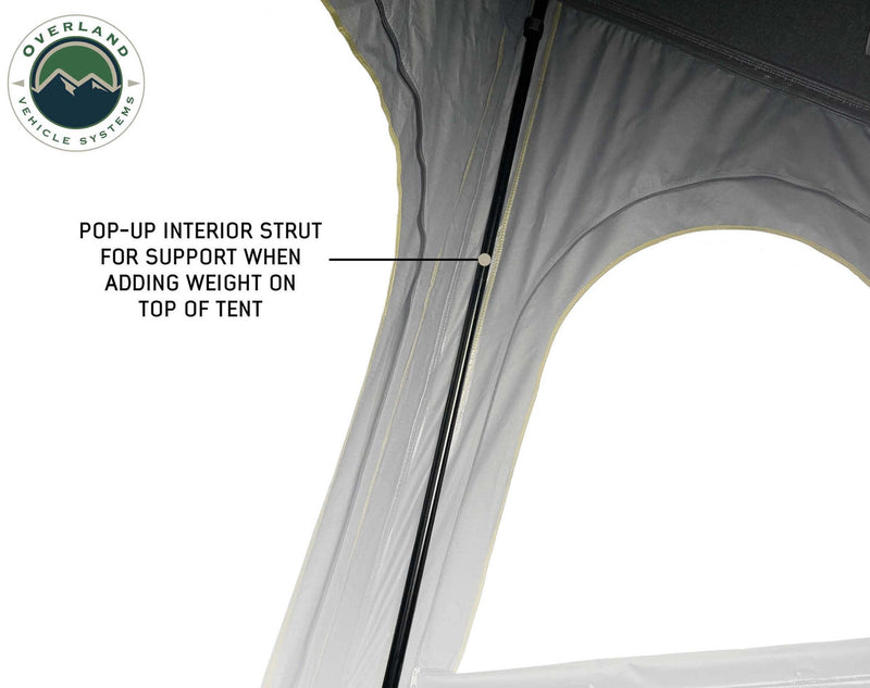 Load image into Gallery viewer, Mamba 3 Clam Shell Roof Top Tent
